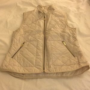 Cream Old Navy quilted Vest